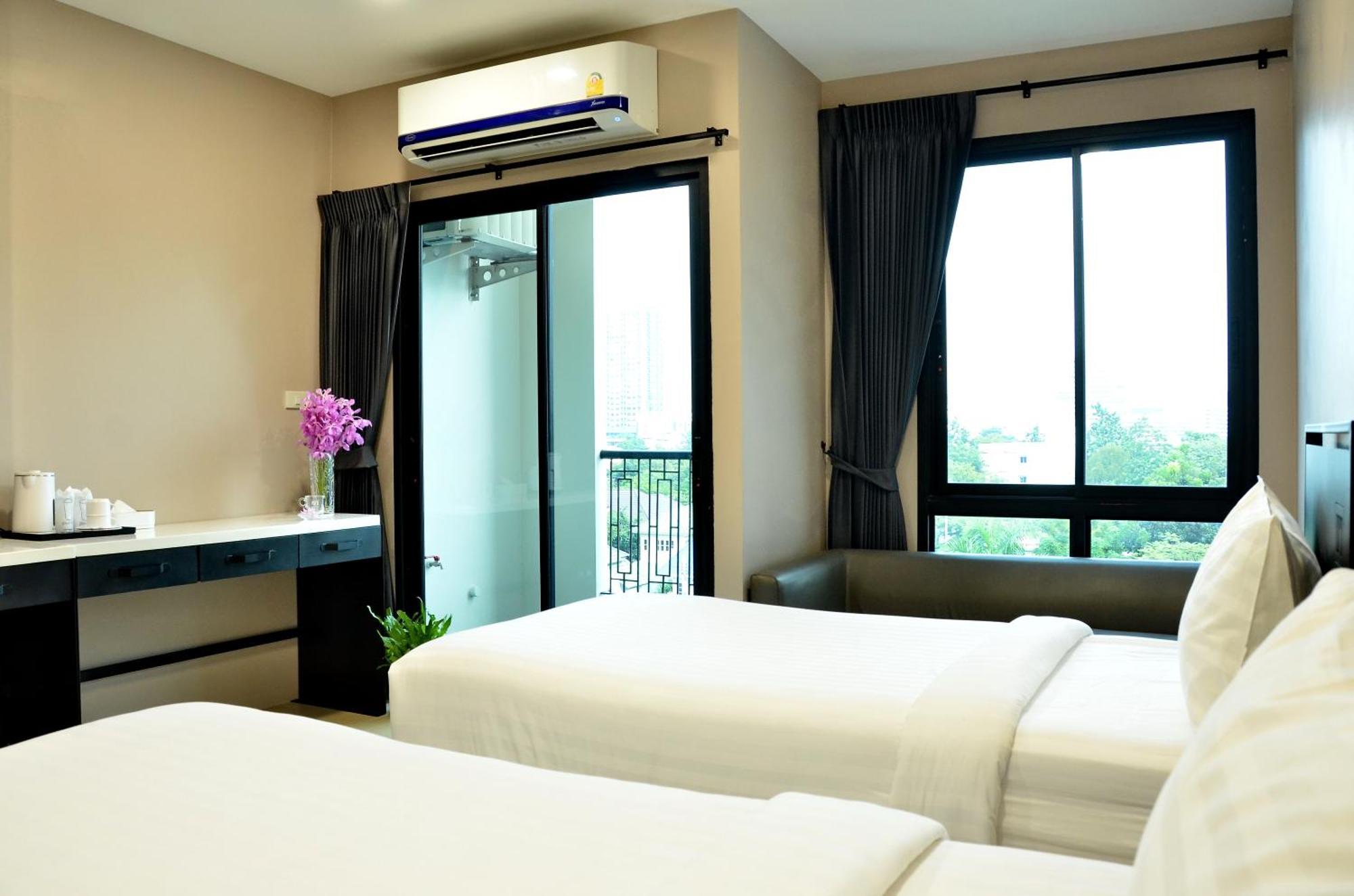 Norn Rimklong Bangkok Hotel Exterior photo